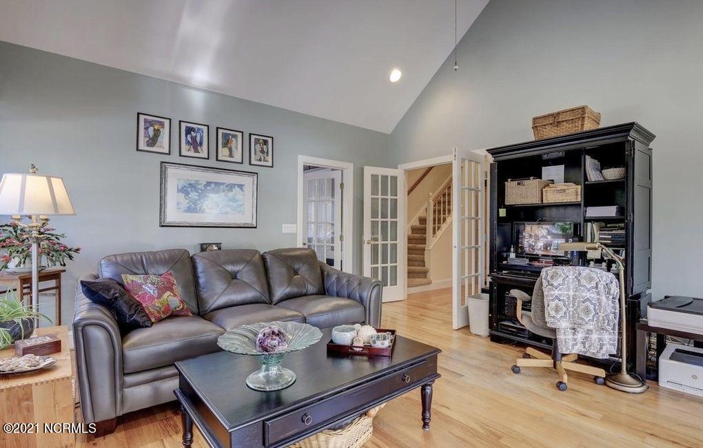 6204 Red Cedar Road Wilmington, NC 28411 - Photo 12 of 31 EA387C32-1289-410E-AA35-35D2202834BA_1_2
