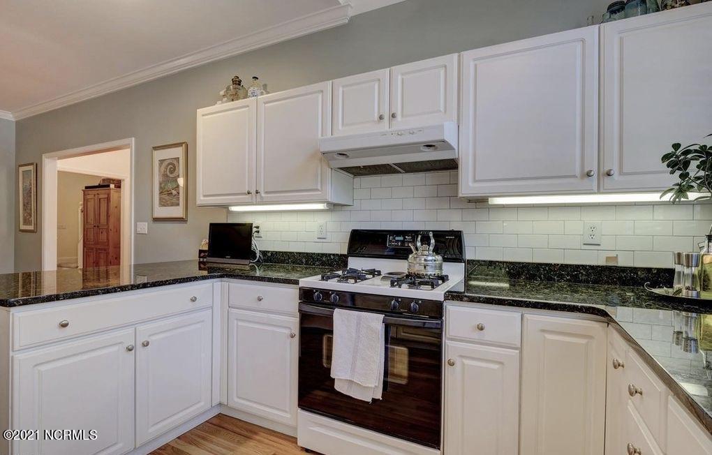 6204 Red Cedar Road Wilmington, NC 28411 - Photo 5 of 31 58E2F350-18A6-4697-BB45-845D829ED293_1_2
