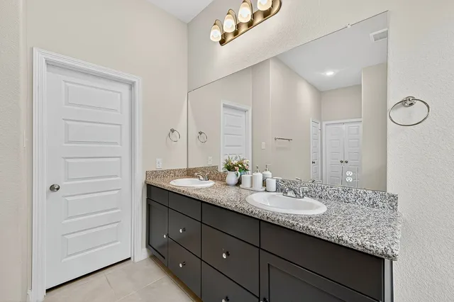 $5,000 | 24607 Carleton Lake Lane, Tomball, TX 77375