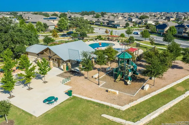 $1,695 | 15223 Cinnamon Teal, San Antonio, TX 78253