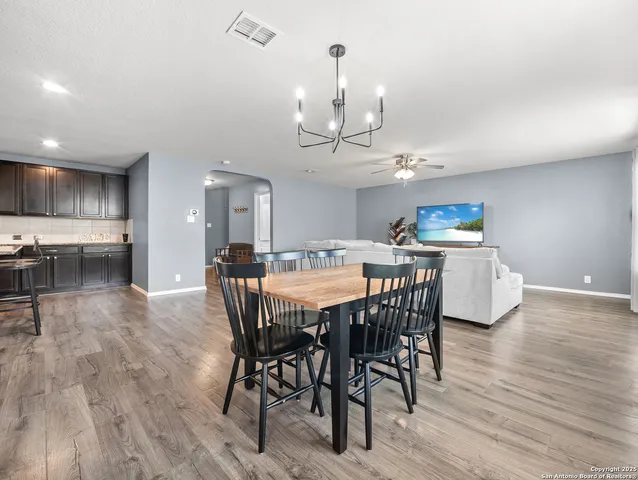 $1,695 | 15223 Cinnamon Teal, San Antonio, TX 78253