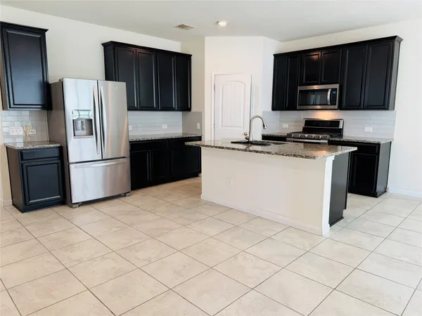 $2,245 | 2013 Hat Bender Loop, Round Rock, TX 78664