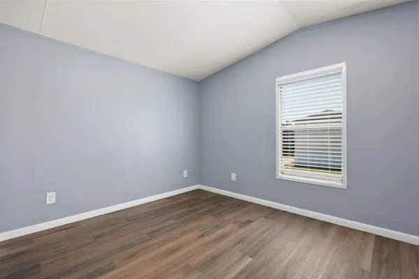 $1,300 | 2222 North Austin Avenue, Unit 32, Pearland, TX 77581