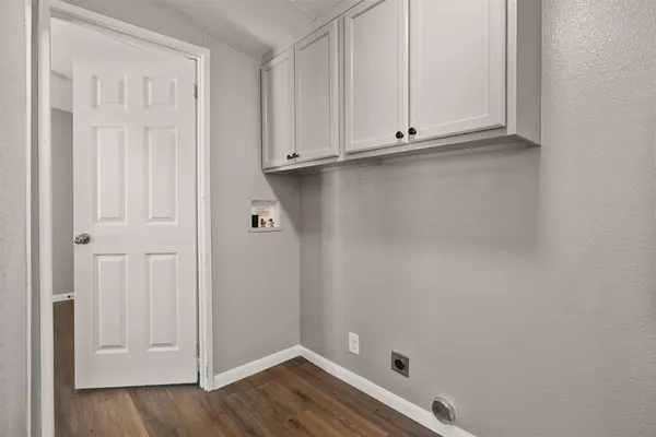 $1,300 | 2222 North Austin Avenue, Unit 32, Pearland, TX 77581