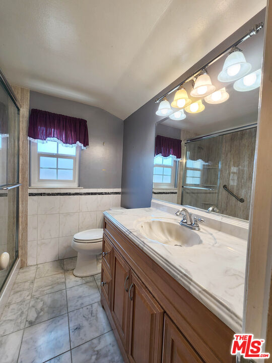 19002 Grandee Avenue Carson, CA 90746 - Photo 2 of 42 a bathroom with a sink and a mirror