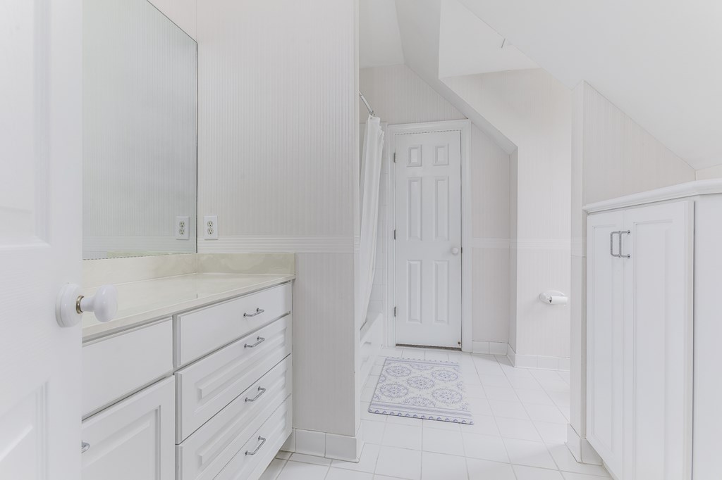 137 Cascade Road Columbus, GA 31904 - Photo 35 of 54 Bathroom #4