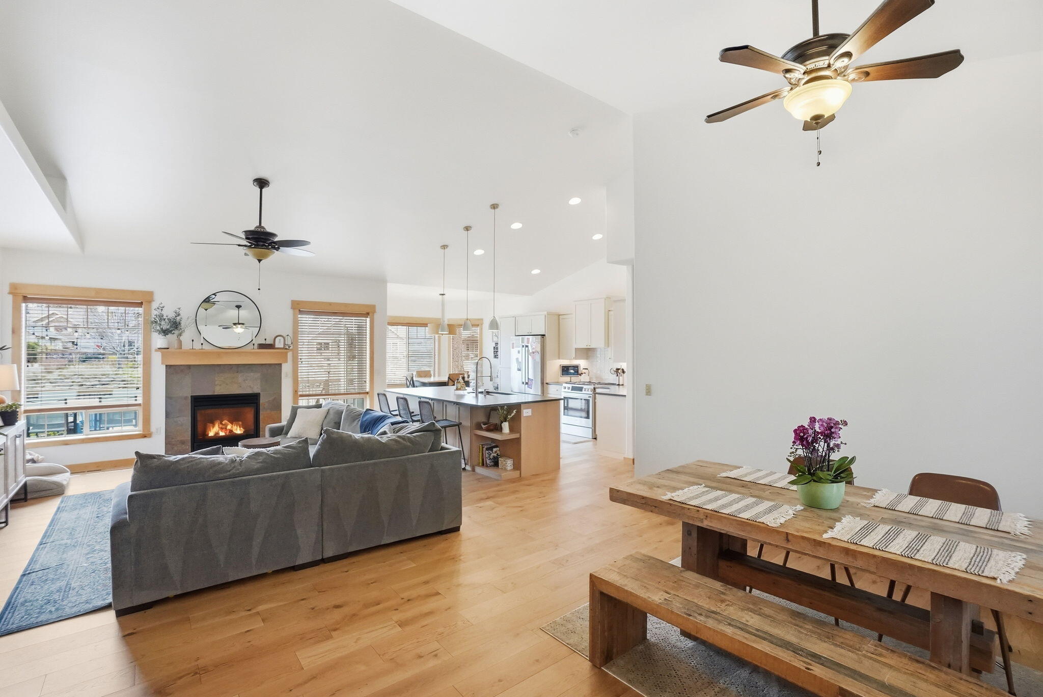 61173 Ridgewater Loop Bend, OR 97702 - Photo 11 of 58 7-web-or-mls-Riley_Visuals_007
