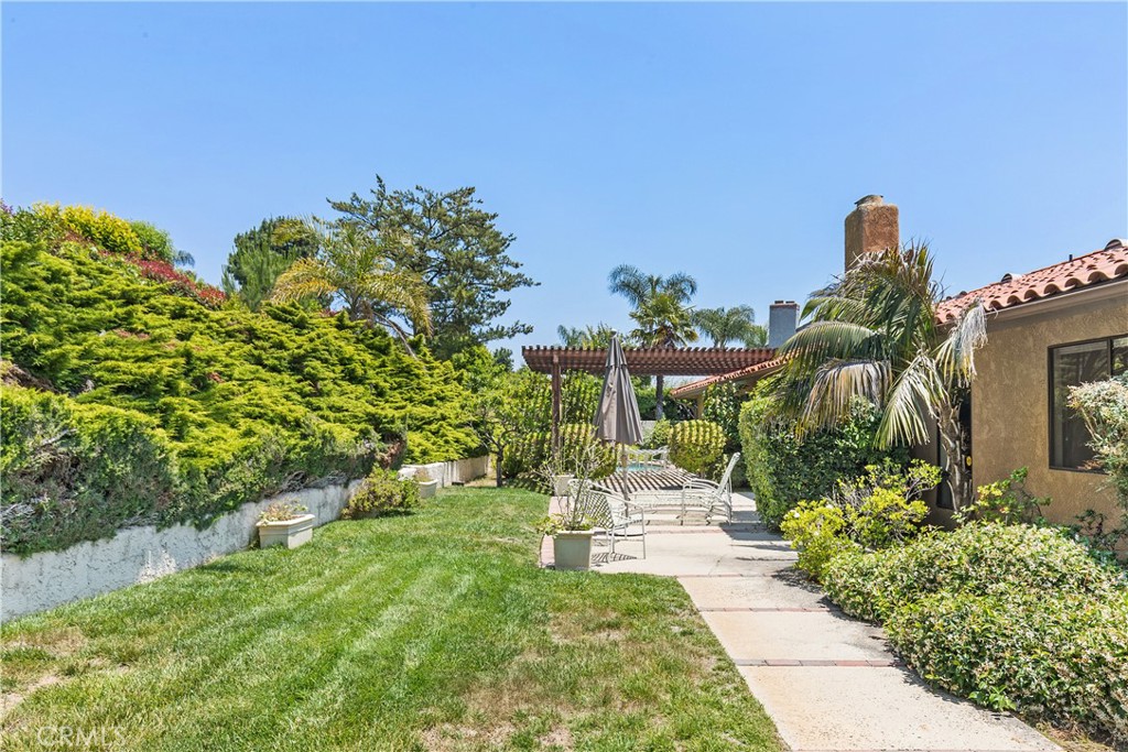 2376 North Vallejo Way Upland, CA 91784 - Photo 32 of 37 a view of a garden with plants