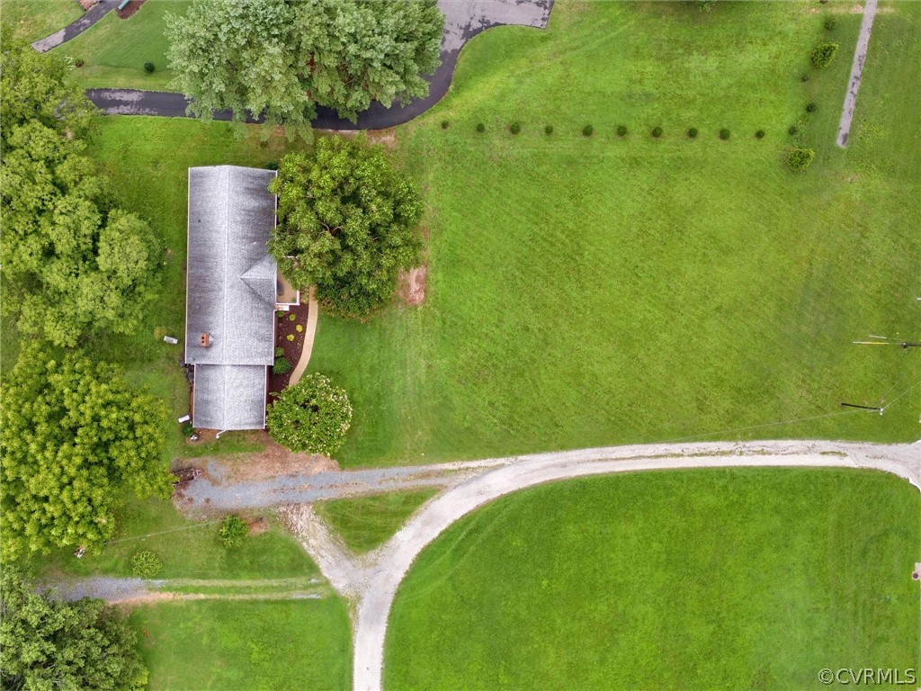 6998 Cold Harbor Road Mechanicsville, VA 23111 - Photo 6 of 31 Gallery Image 6