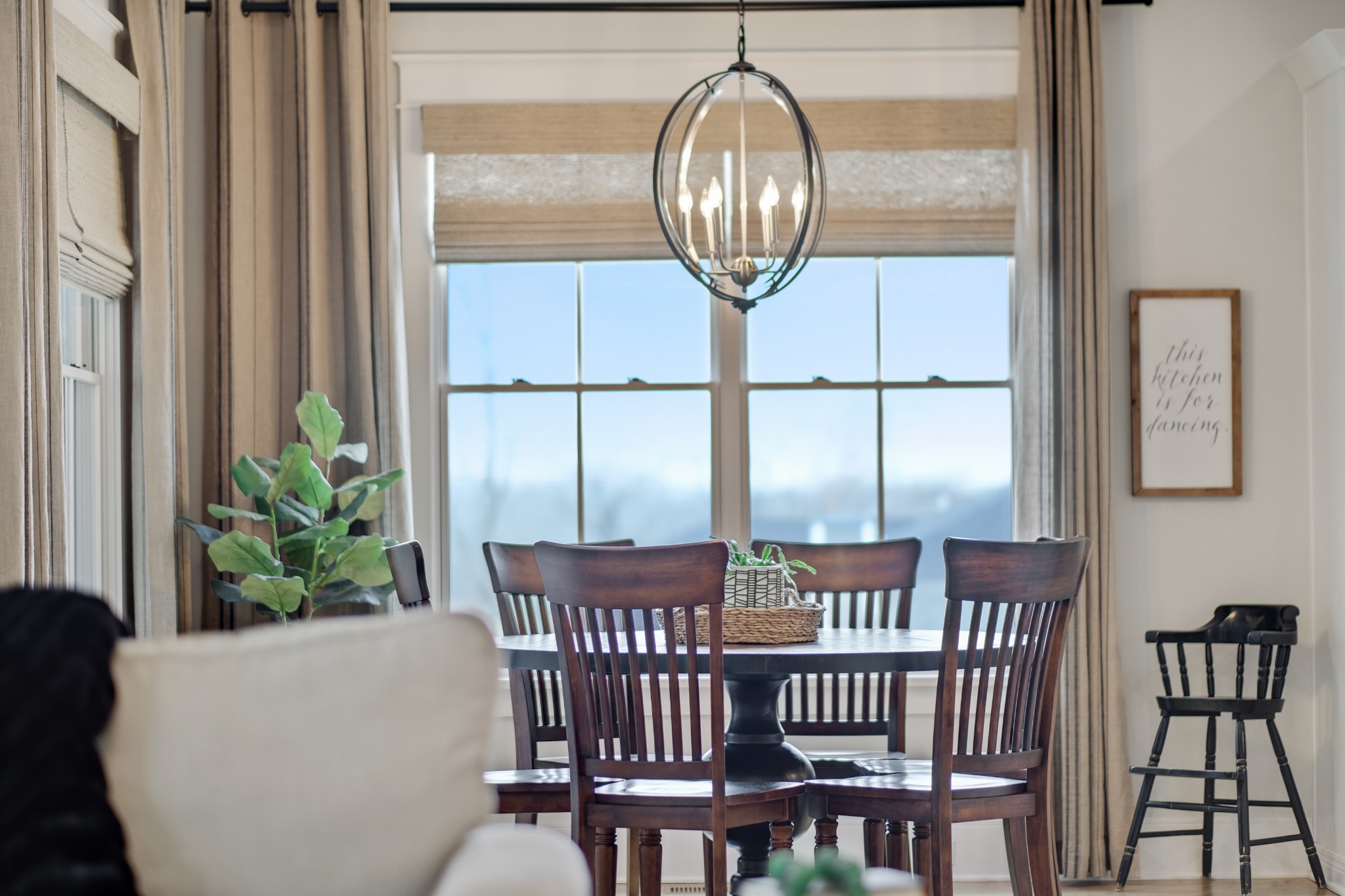 3003 Hobbs Road, Unit B Nashville, TN 37215 - Photo 19 of 70 a view of a dining room with furniture window and wooden floor