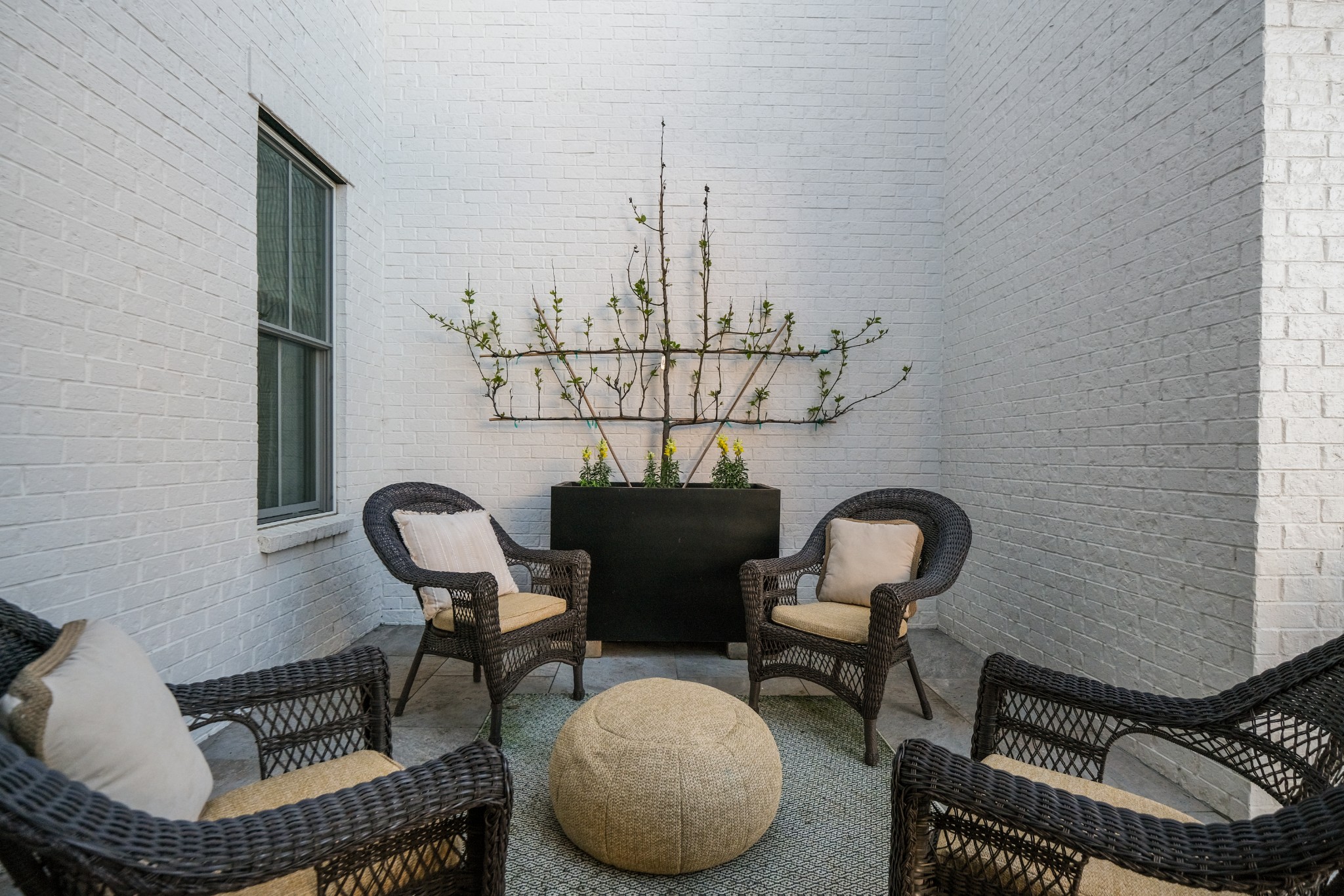 3003 Hobbs Road, Unit B Nashville, TN 37215 - Photo 7 of 70 a dining room with furniture and window