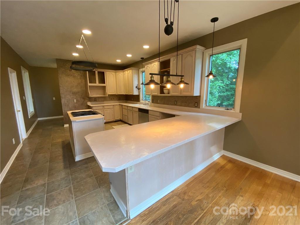 4411 Epley Road Morganton, NC 28655 - Photo 11 of 45 Gallery Image 11