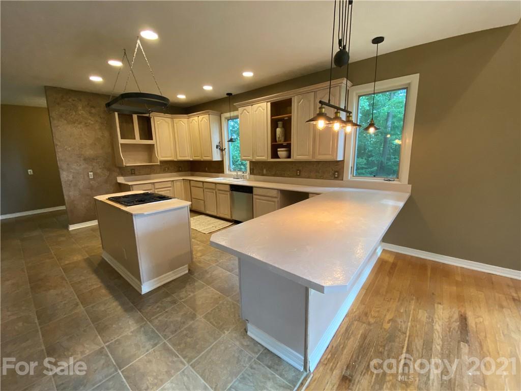 4411 Epley Road Morganton, NC 28655 - Photo 12 of 45 Gallery Image 12