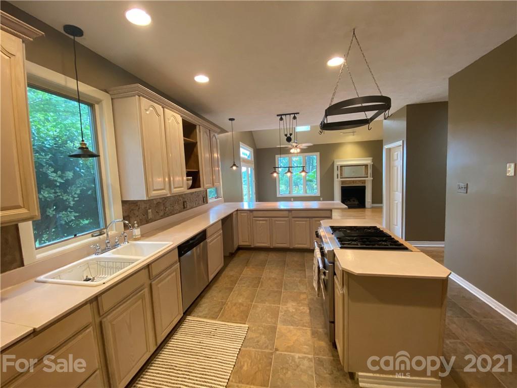 4411 Epley Road Morganton, NC 28655 - Photo 14 of 45 Gallery Image 14