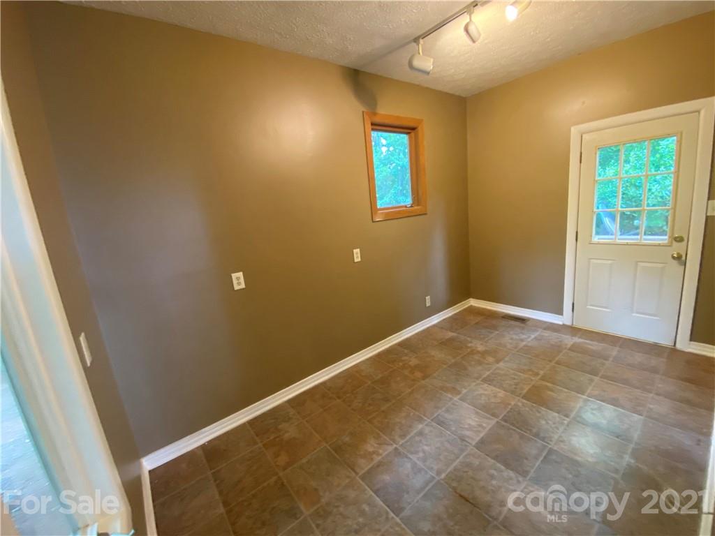 4411 Epley Road Morganton, NC 28655 - Photo 15 of 45 Gallery Image 15