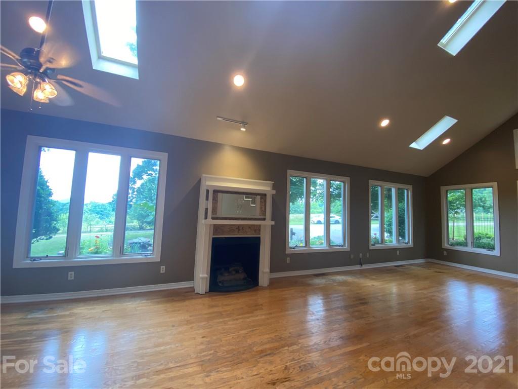 4411 Epley Road Morganton, NC 28655 - Photo 8 of 45 Gallery Image 8