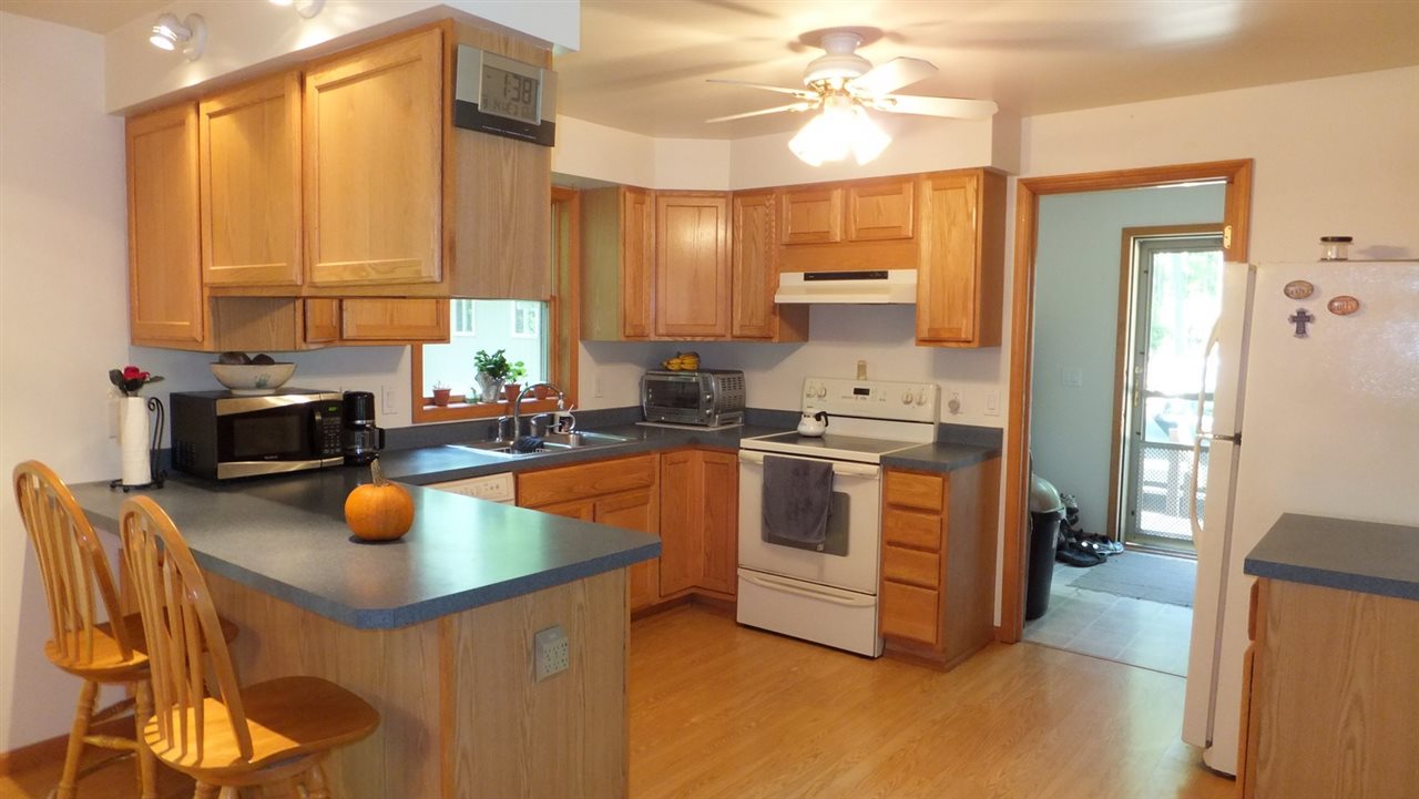 11159 Cinder Road Beulah, MI 49617 - Photo 6 of 40 1823292-5.JPG