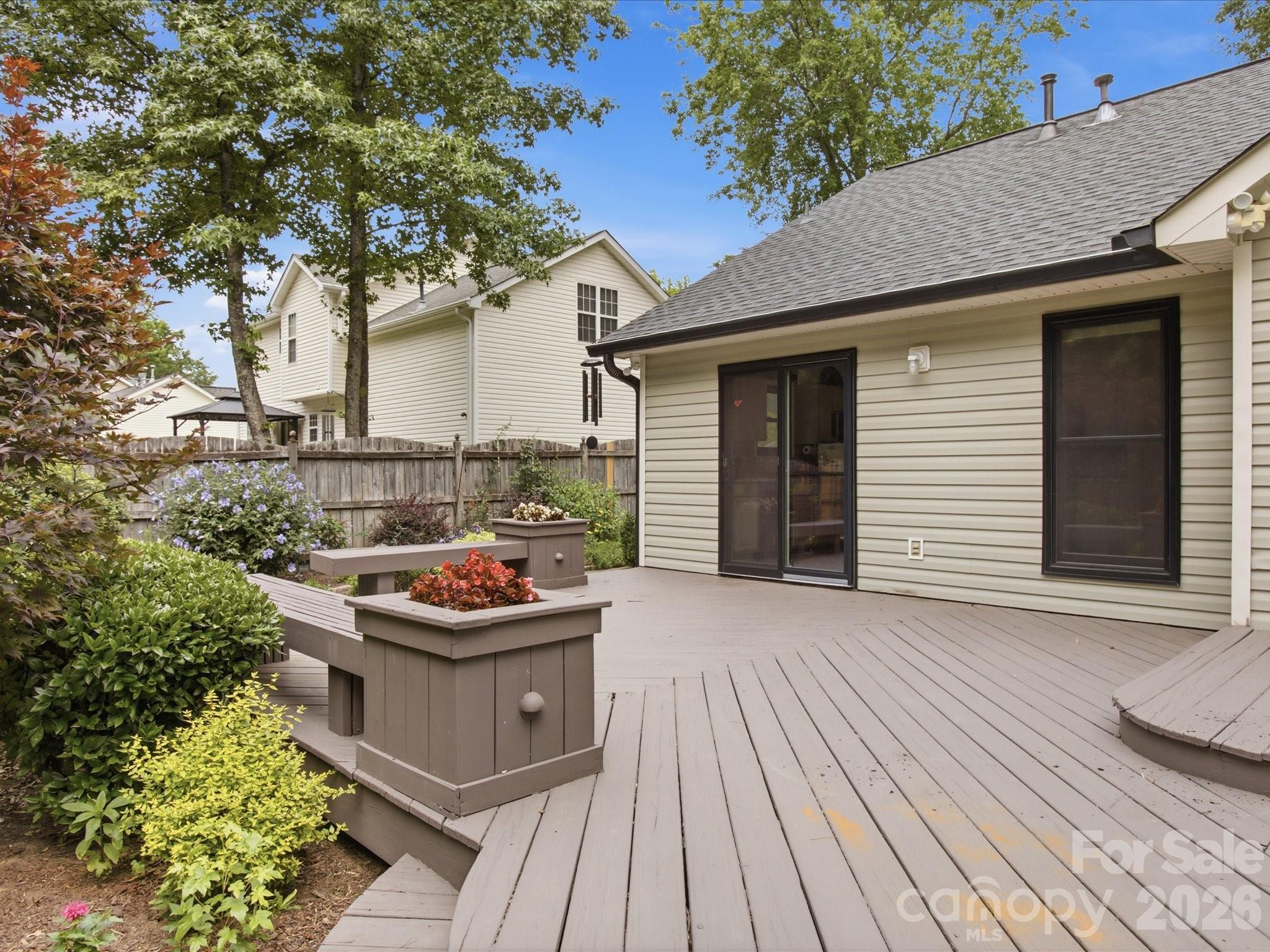 1102 Slate Ridge Road Matthews, NC 28104 - Photo 6 of 32