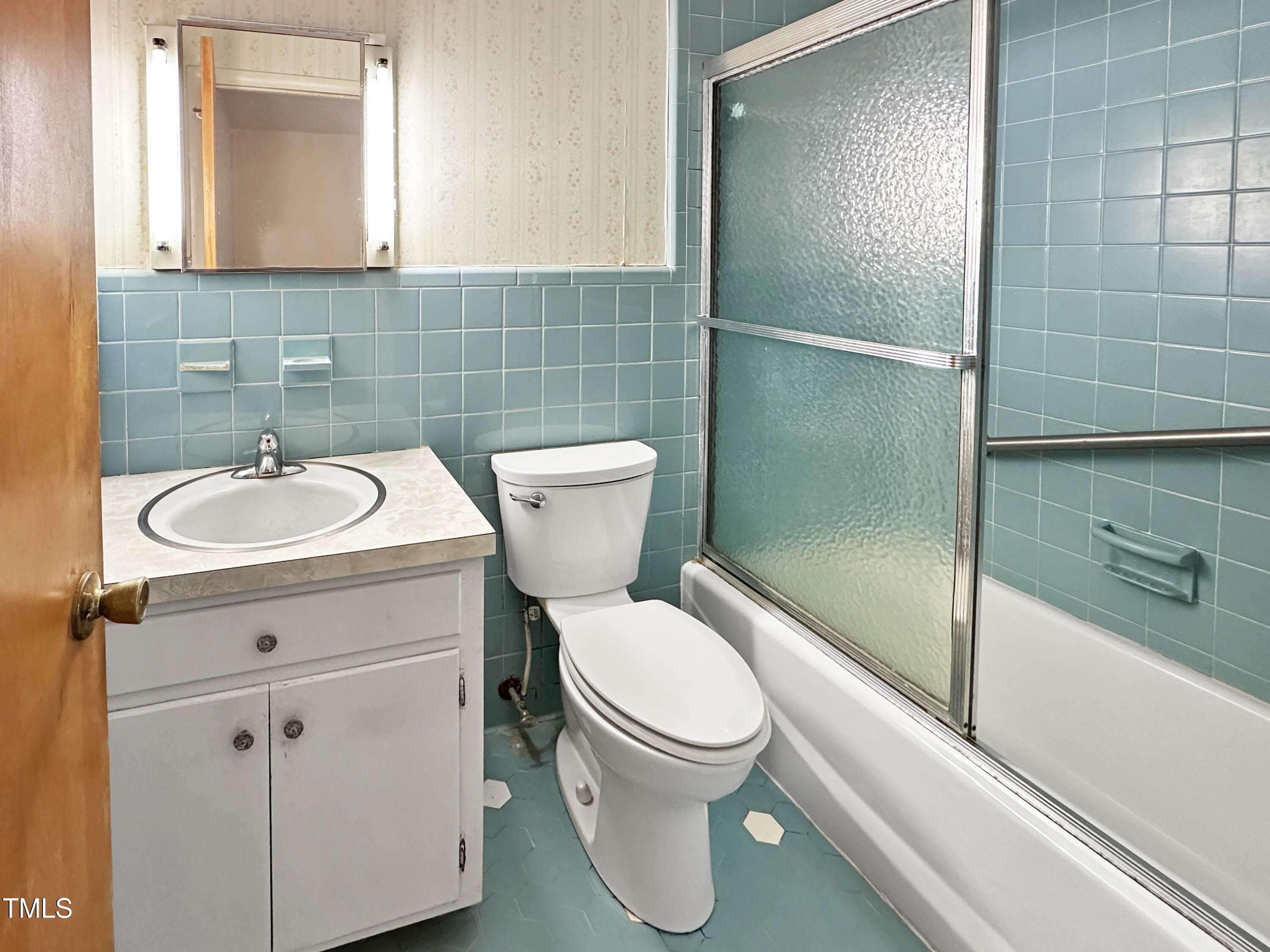 11633 Louisburg Road Wake Forest, NC 27587 - Photo 28 of 31 Bath 2