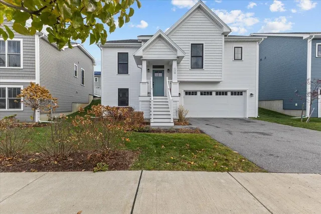 $649,000 | 136 Two Brothers Drive, South Burlington, VT 05403