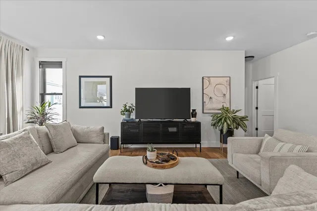 $649,000 | 136 Two Brothers Drive, South Burlington, VT 05403