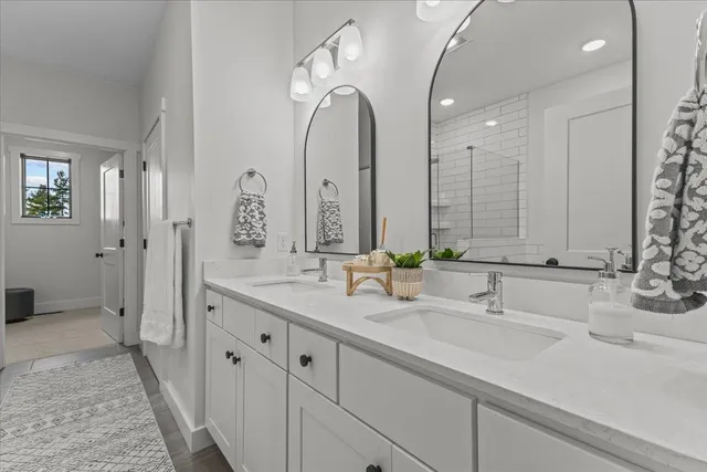 $649,000 | 136 Two Brothers Drive, South Burlington, VT 05403