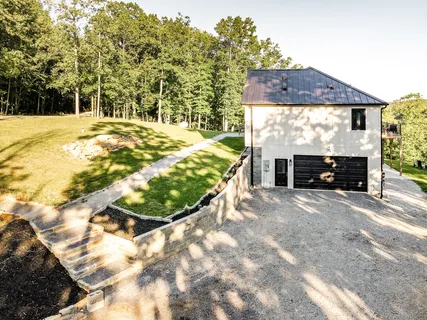 $1,230,250 | 1058 Paiute Trail, Pegram, TN 37143