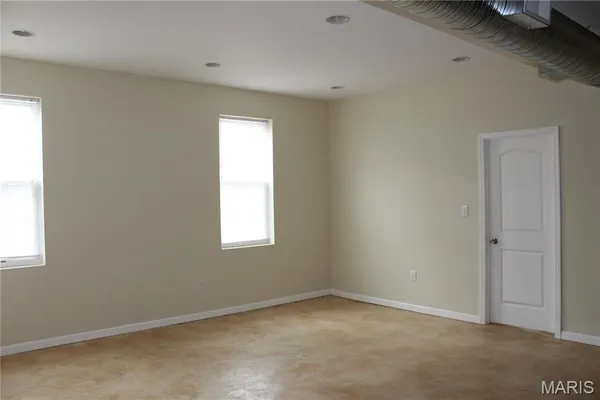 $1,200 | 419 South Florissant Road, Unit 3N, Ferguson, MO 63135