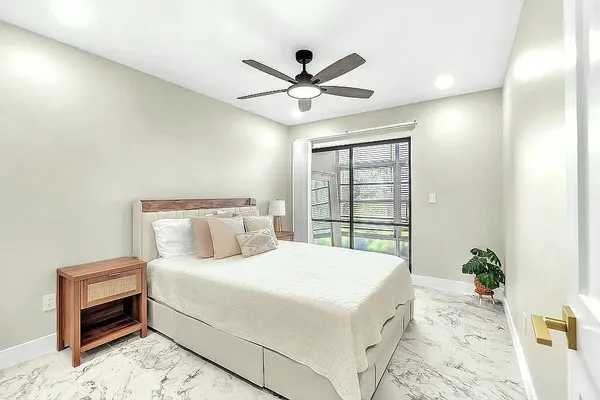 $225,000 | 2929 Southeast Ocean Boulevard, Unit E4, Stuart, FL 34996