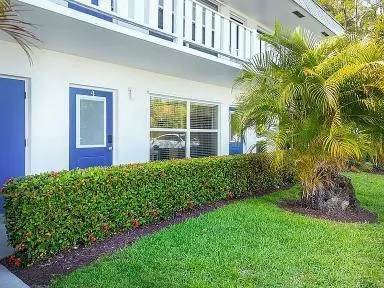 $225,000 | 2929 Southeast Ocean Boulevard, Unit E4, Stuart, FL 34996