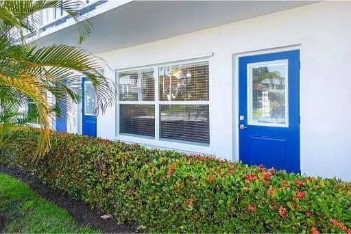 $225,000 | 2929 Southeast Ocean Boulevard, Unit E4, Stuart, FL 34996