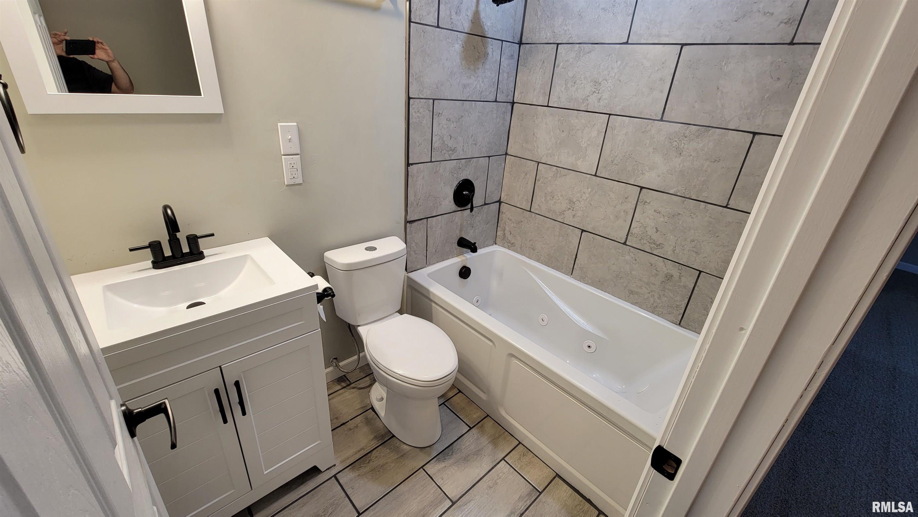 729 Diane Court Springfield, IL 62702 - Photo 8 of 25