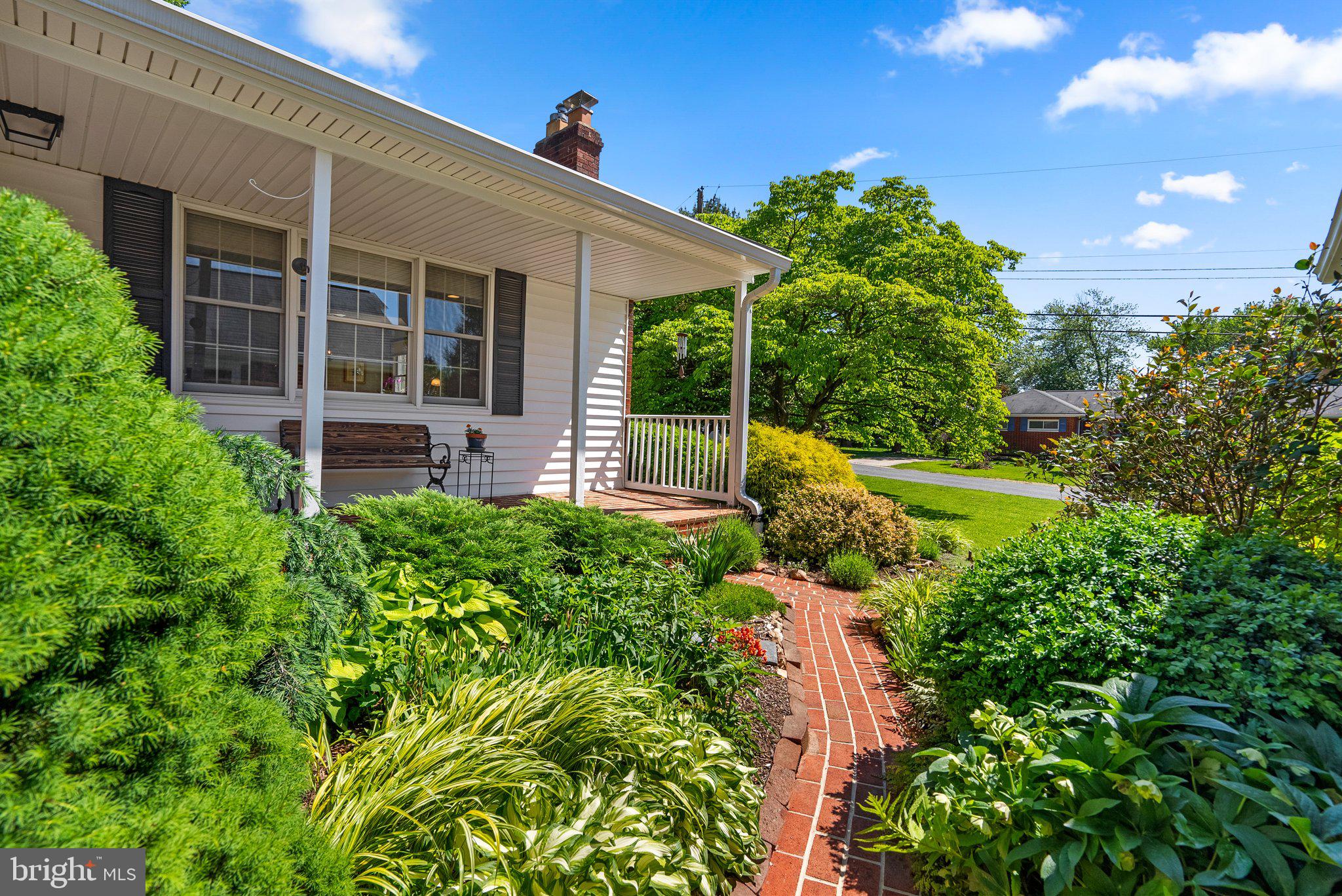 13230 Bregman Road Silver Spring, MD 20904 - Photo 5 of 42 Gallery Image 5