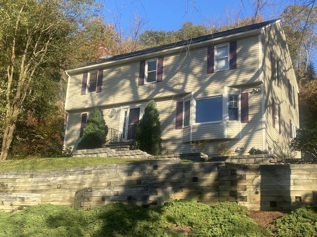 57 Summer Hill Road Maynard, MA 01754 - Photo 2 of 31