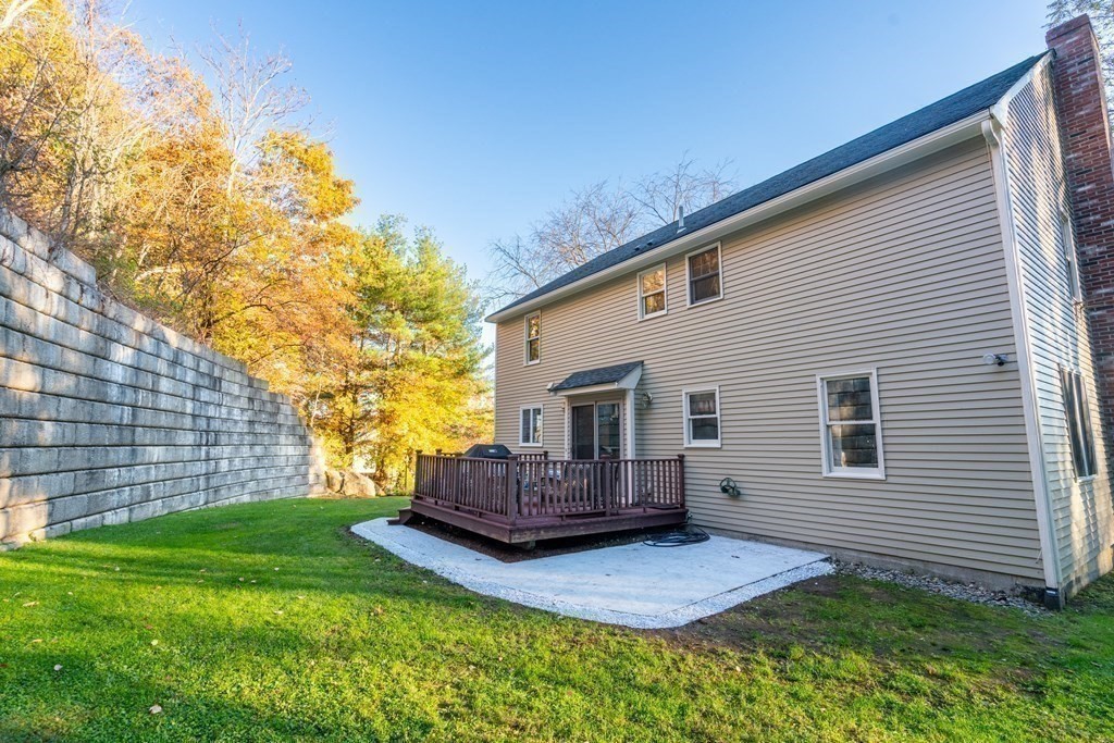 57 Summer Hill Road Maynard, MA 01754 - Photo 28 of 31