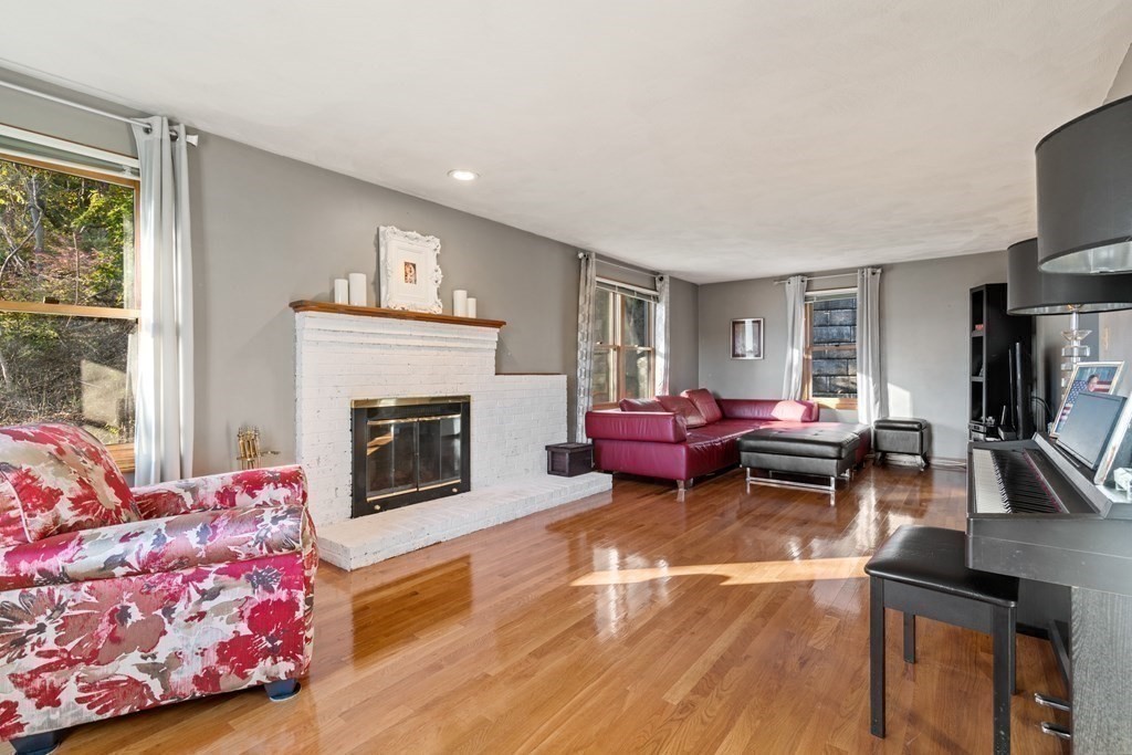 57 Summer Hill Road Maynard, MA 01754 - Photo 7 of 31