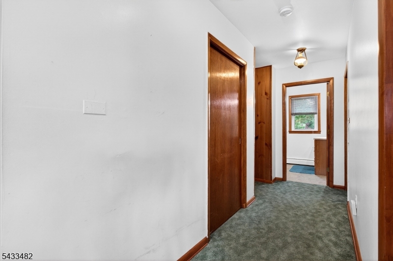 127 Hillcrest Road Flemington, NJ 08822 - Photo 19 of 38