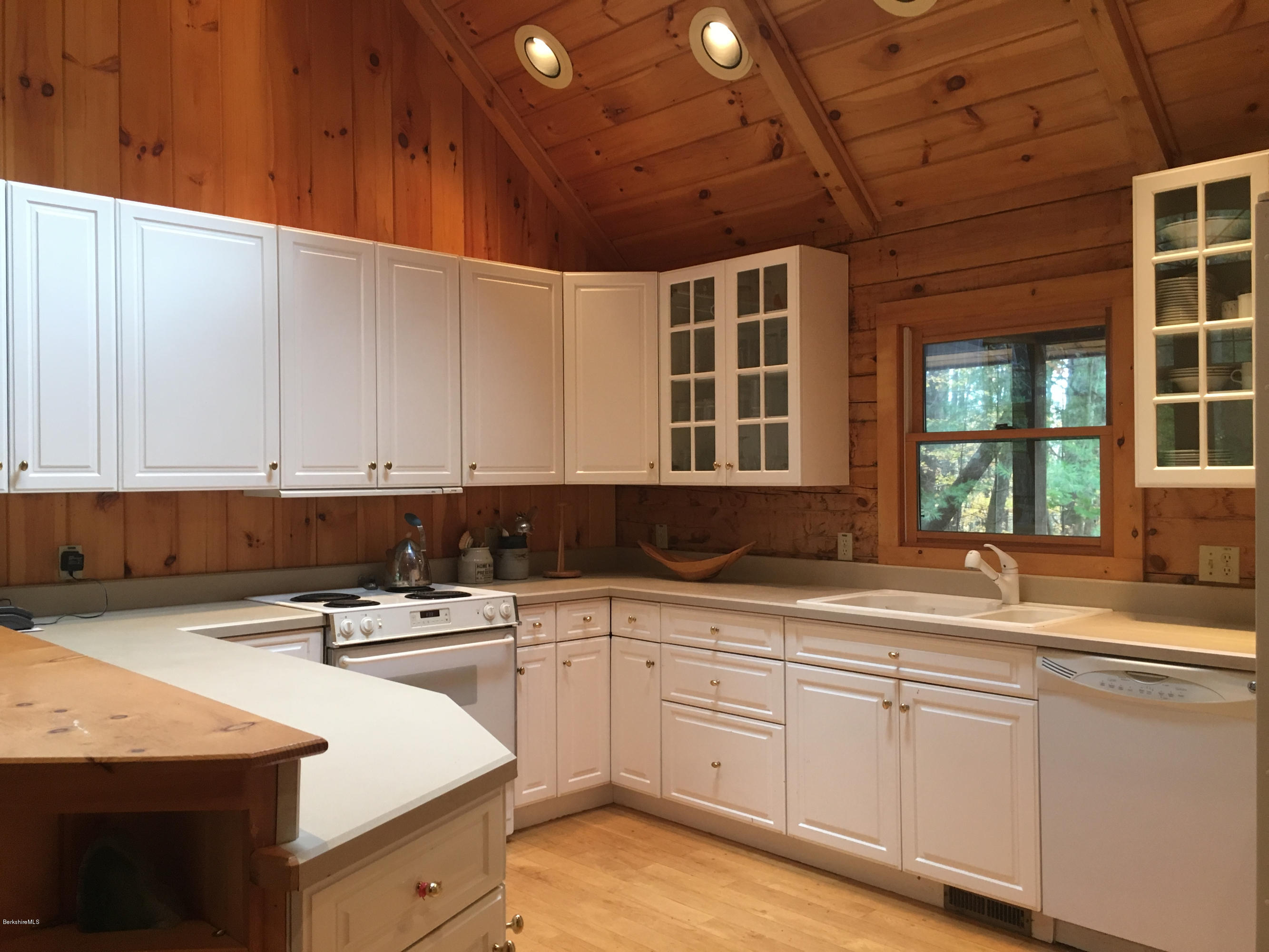 426 South Undermountain Road Sheffield, MA 01257 - Photo 2 of 11 IMG_3776