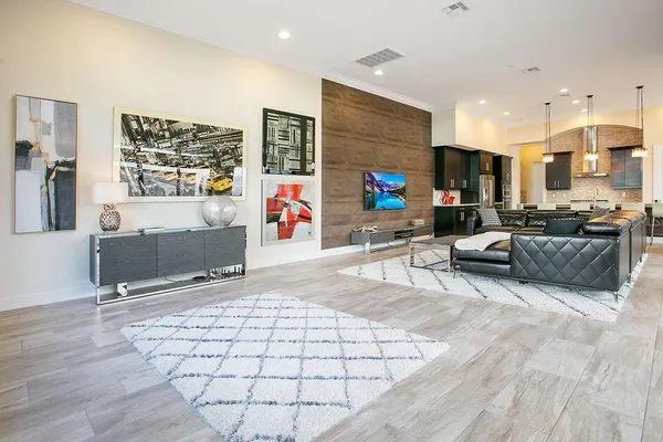 $6,000 | 8455 Via Vittoria Way, Orlando, FL 32819