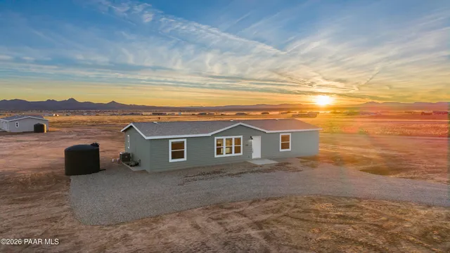 $299,000 | 3311 Cherry Blossom Lane, Paulden, AZ 86334