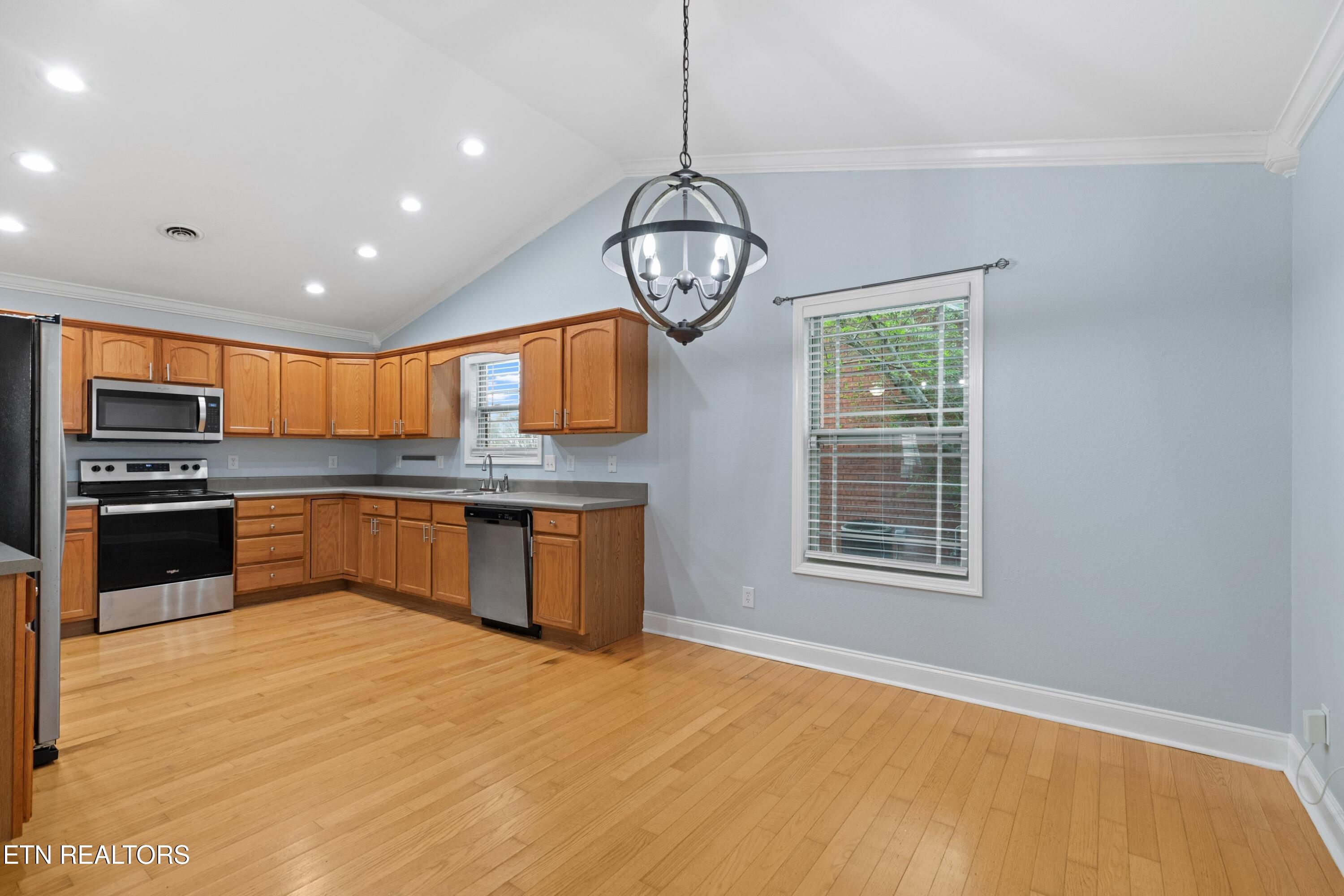 4534 Waldon Pond Lane Corryton, TN 37721 - Photo 11 of 41 025-4534WaldonPondLn-Corryton-37721-SMAL