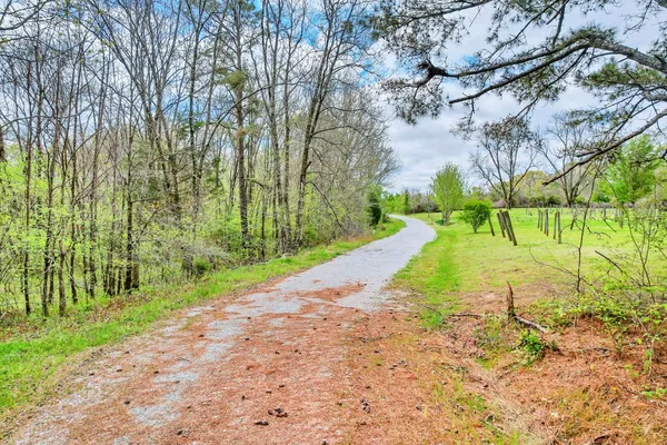 $2,500,000 | 2888 Old Medina Road, Jackson, TN 38305