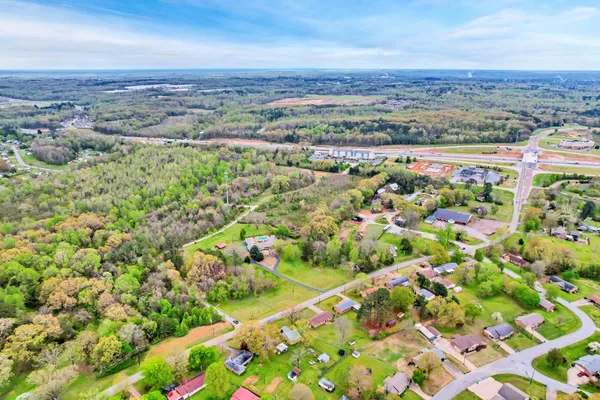 $2,500,000 | 2888 Old Medina Road, Jackson, TN 38305