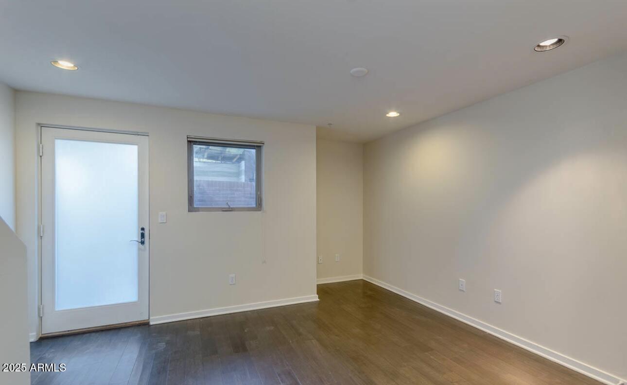 525 West Lakeside Drive, Unit 134 Tempe, AZ 85281 - Photo 11 of 36 IMG_4030