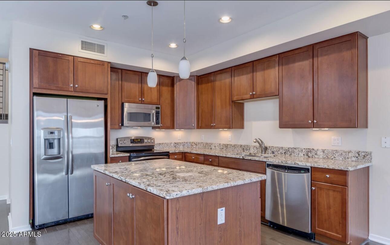 525 West Lakeside Drive, Unit 134 Tempe, AZ 85281 - Photo 15 of 36 IMG_4025