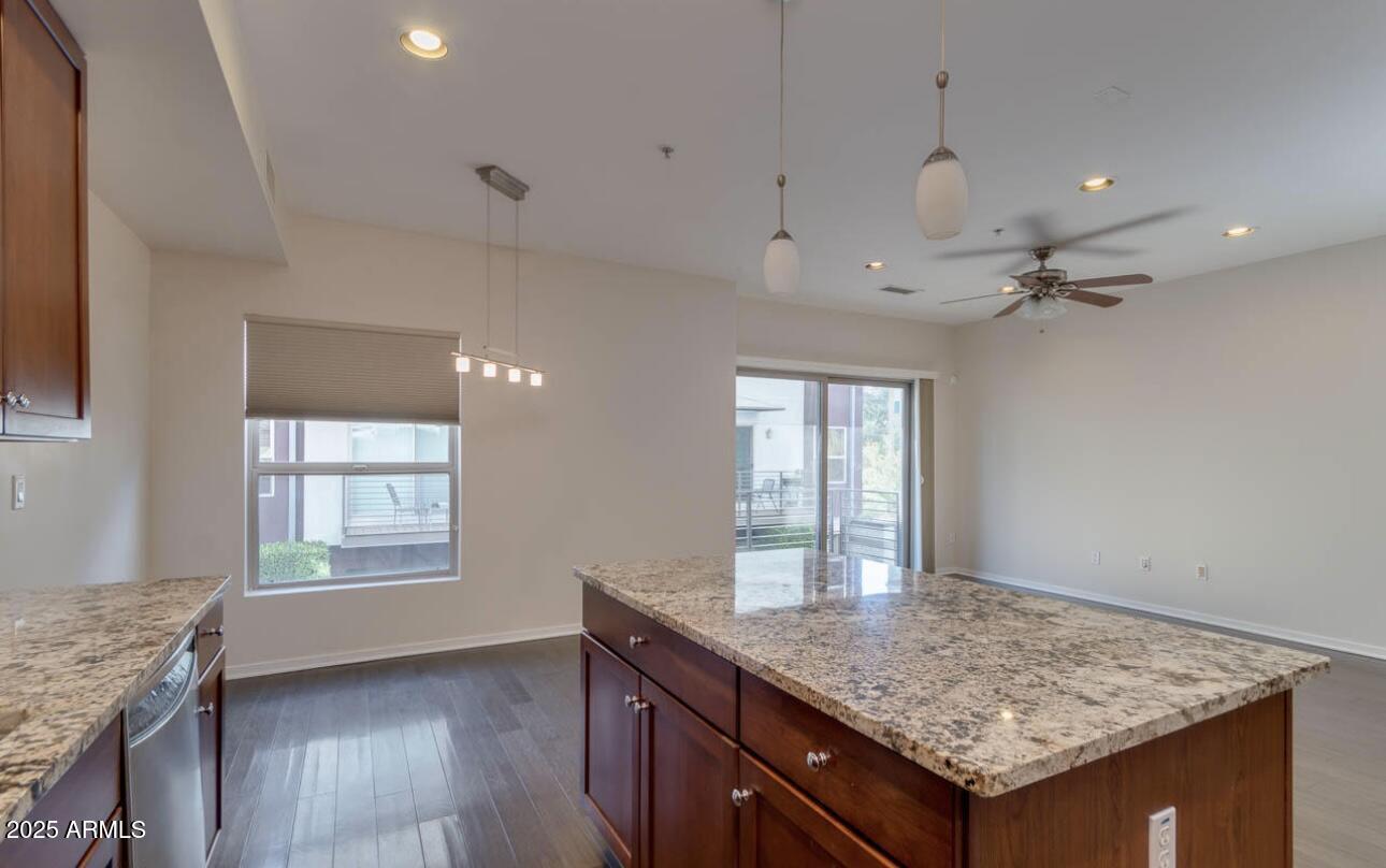525 West Lakeside Drive, Unit 134 Tempe, AZ 85281 - Photo 16 of 36 IMG_4023