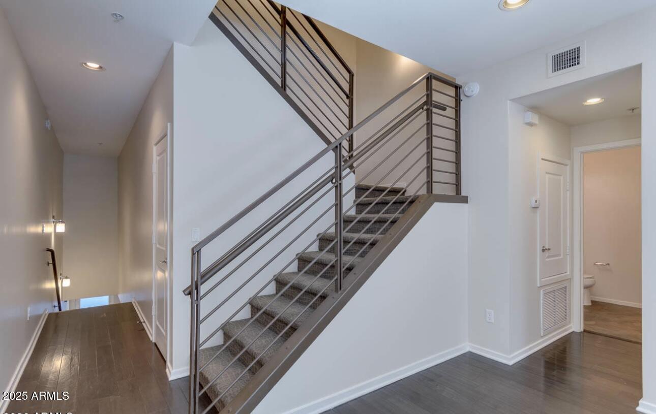 525 West Lakeside Drive, Unit 134 Tempe, AZ 85281 - Photo 21 of 36 IMG_4021