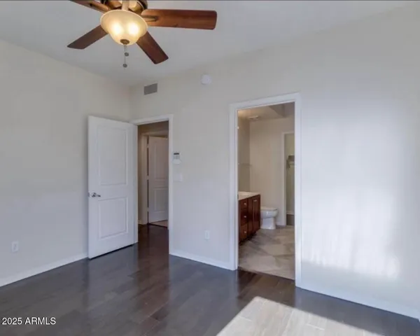 $2,400 | 525 West Lakeside Drive, Unit 134, Tempe, AZ 85281