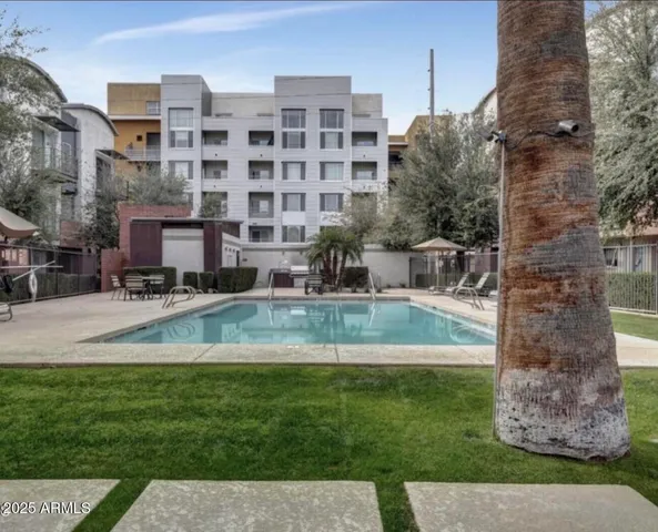 $2,400 | 525 West Lakeside Drive, Unit 134, Tempe, AZ 85281