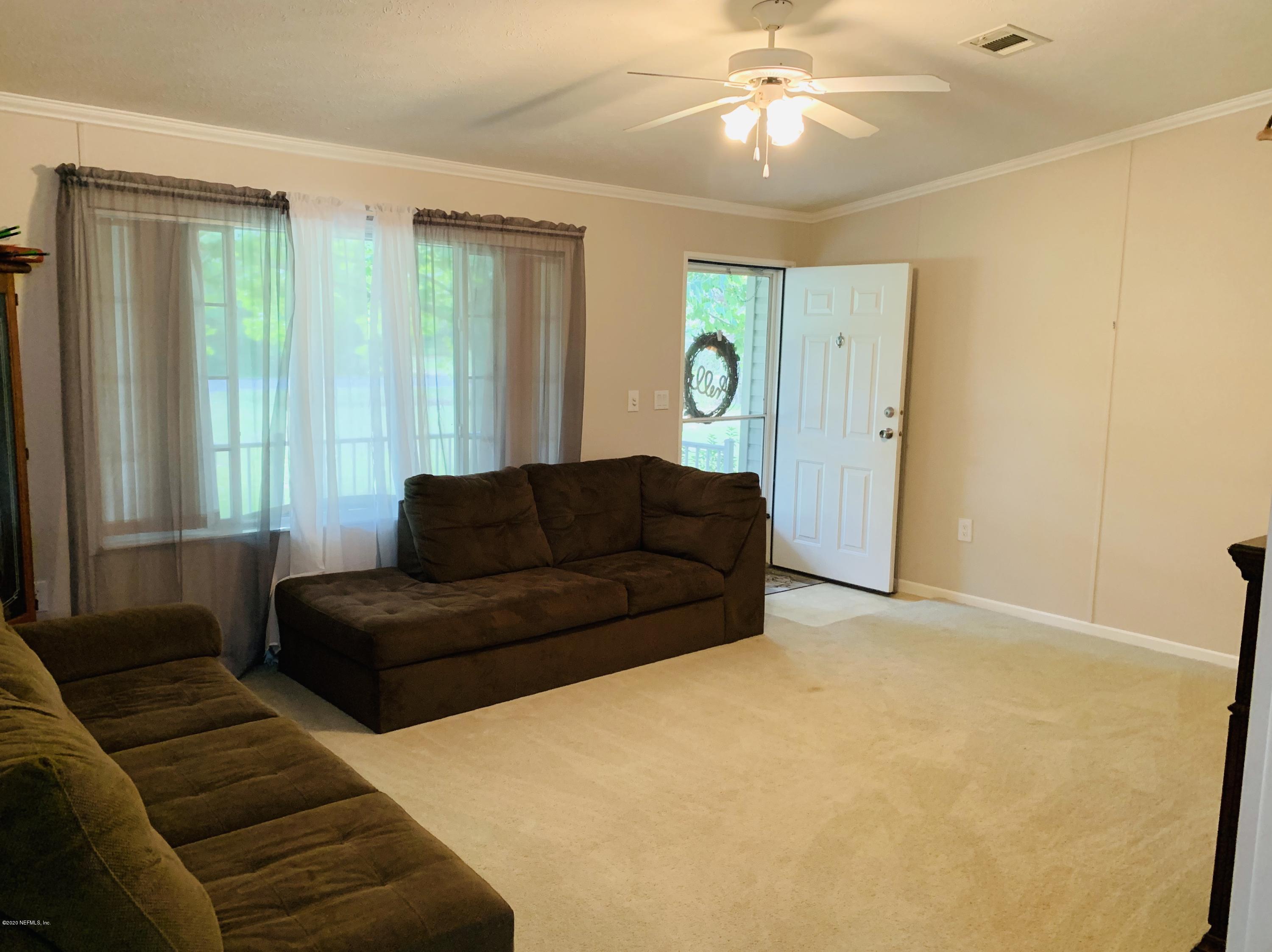 951 South Moody Road Palatka, FL 32177 - Photo 8 of 28 D40FBD4F-A7C5-4796-816A-88DD013A30C2